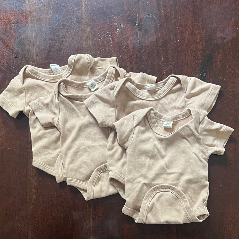 Bundle of (4) Colored Organics Newborn Onesies
